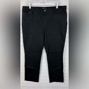 Lauren Ralph Lauren women’s Classic Black cropped work dress pants. Size 14